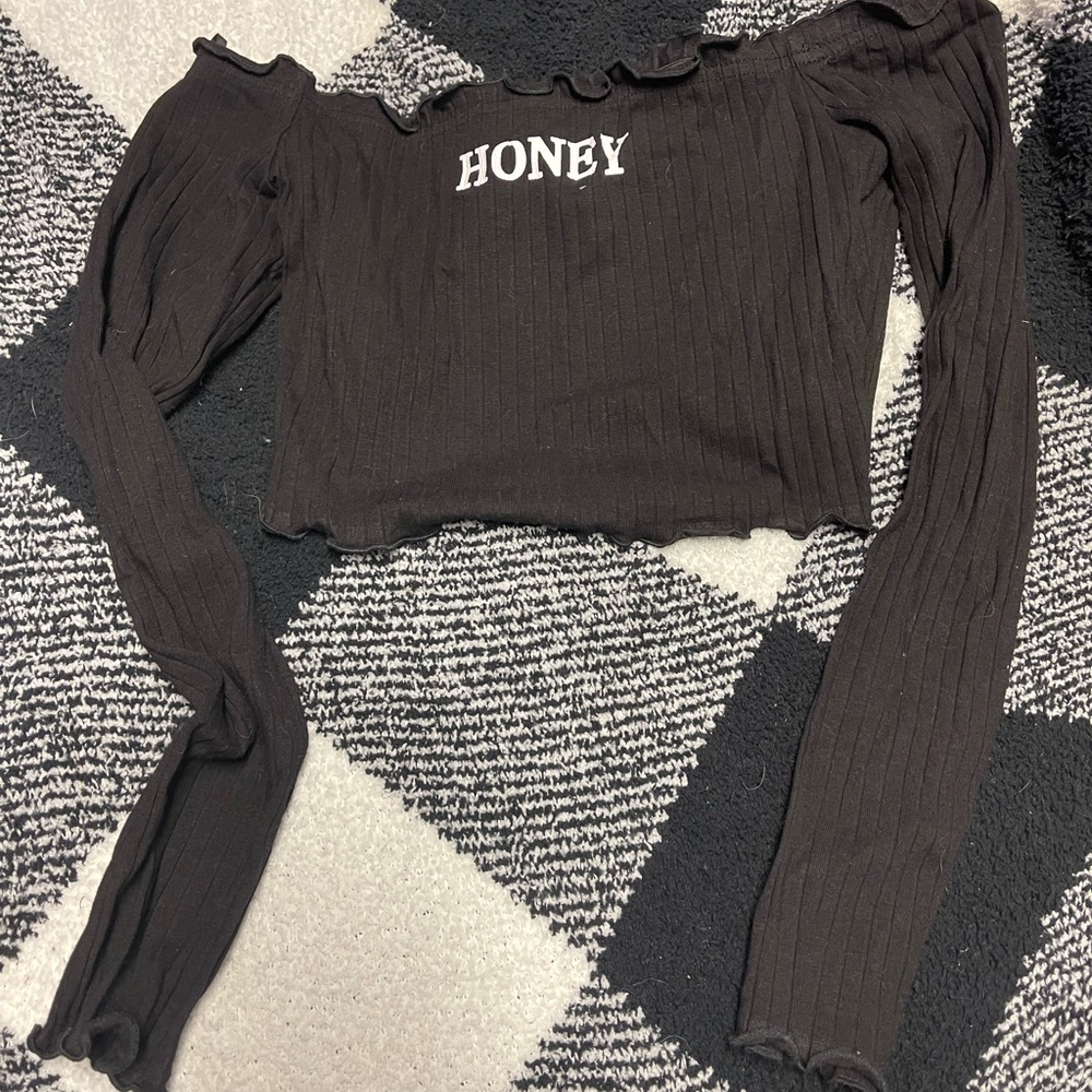 cropped tee
